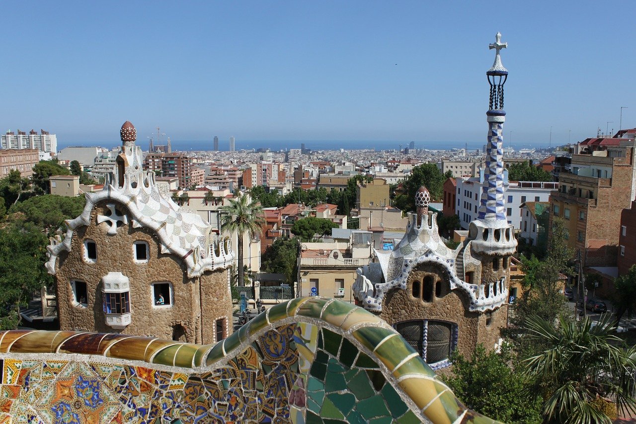 Топ-3 туристические местности, которые обязательно стоит посетить в Барселоне