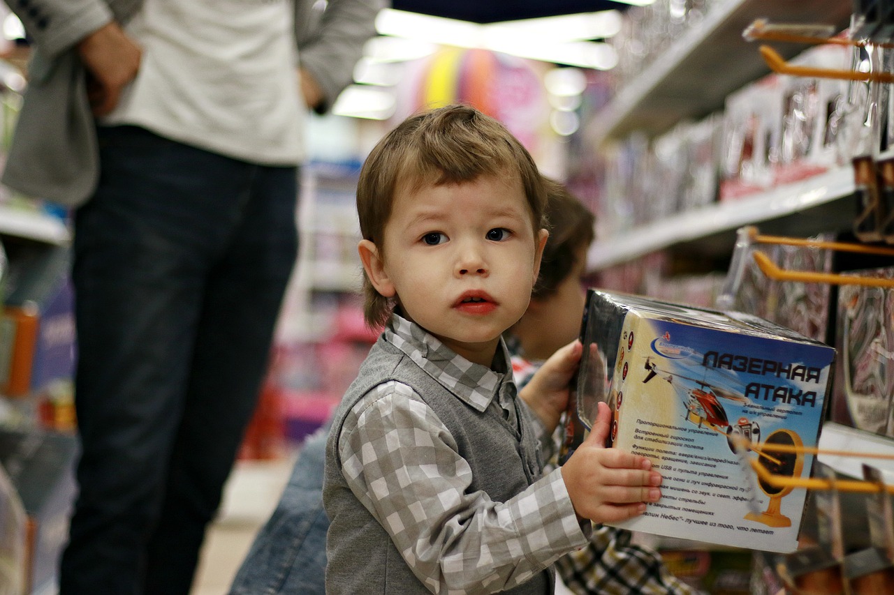 7 советов родителям, которые хотят научить ребенка самостоятельно ходить в магазин