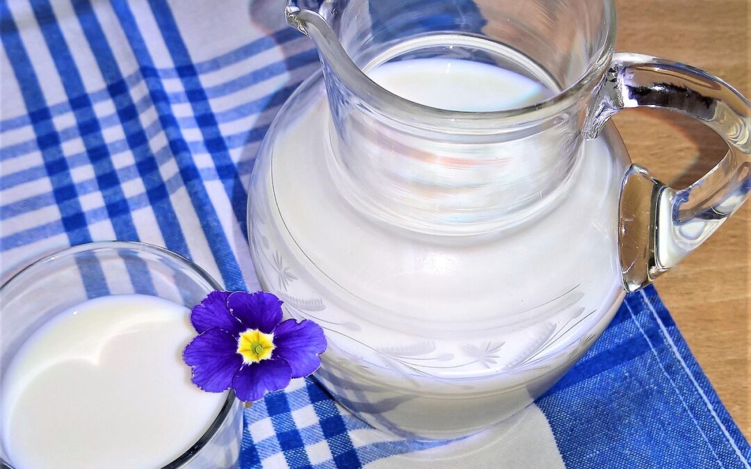 5 преимуществ использования молока в уходе за кожей лица